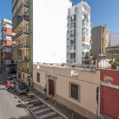 A Due Passi Dal Centro - Bari Policlinico Apartment Luaran gambar