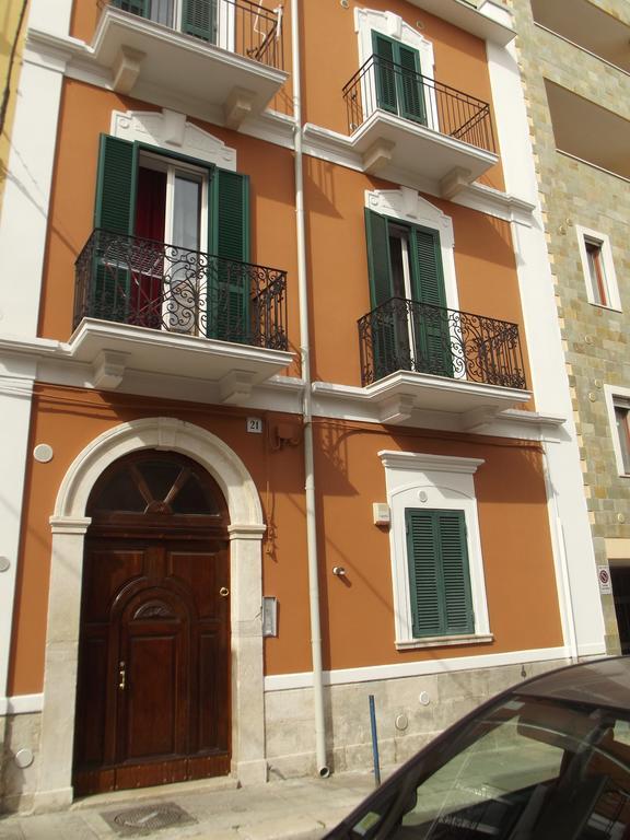 A Due Passi Dal Centro - Bari Policlinico Apartment Bilik gambar