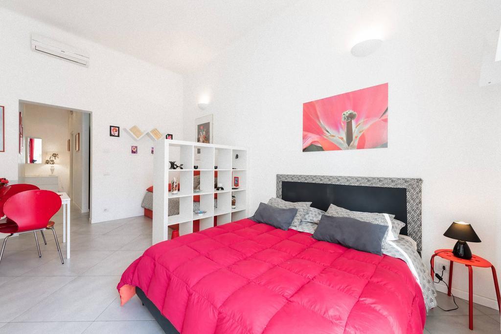 A Due Passi Dal Centro - Bari Policlinico Apartment Bilik gambar