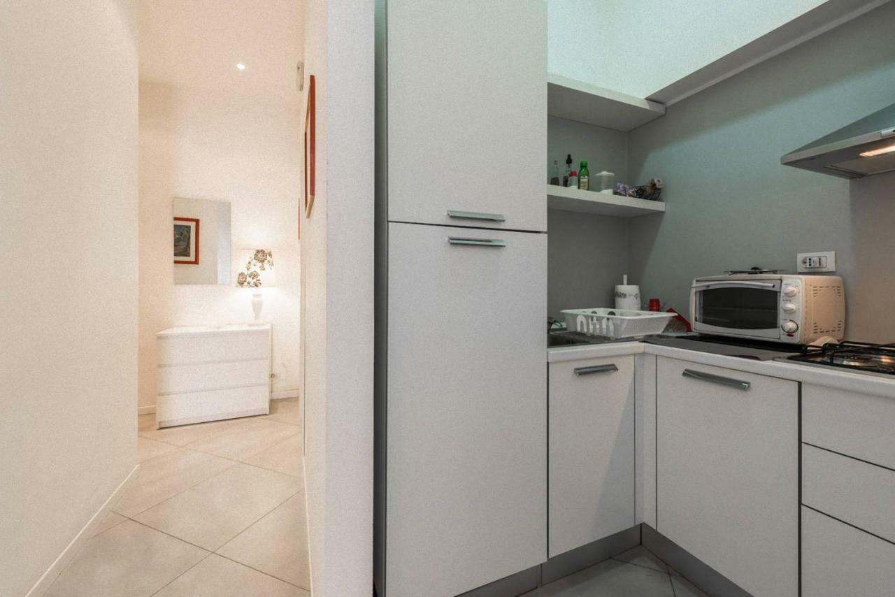 A Due Passi Dal Centro - Bari Policlinico Apartment Luaran gambar